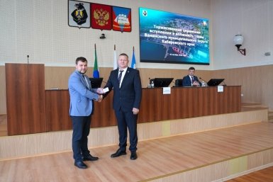 Главой Ванинского муниципального округа избрали Алексея Маслова МАХ Дмитрия Демешина